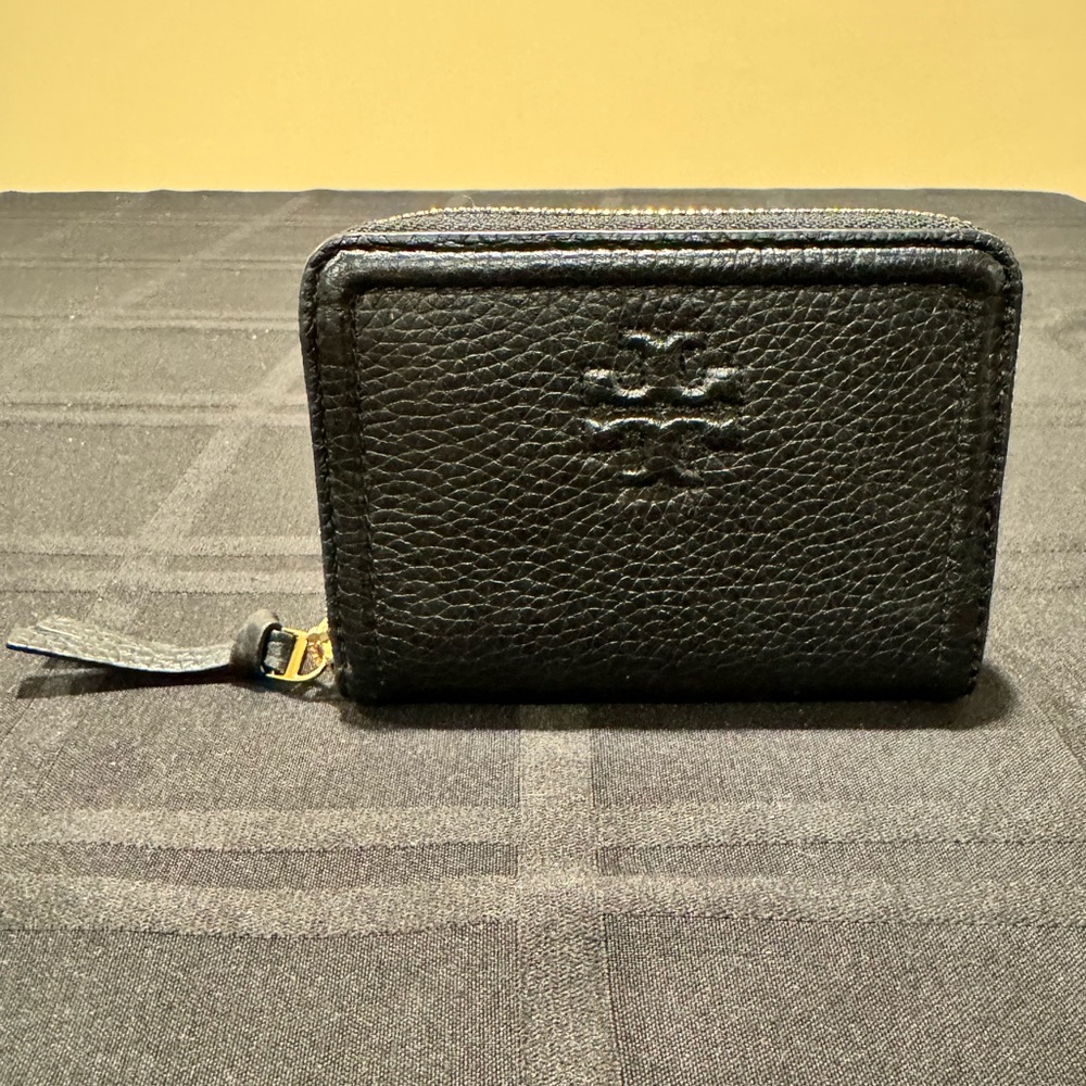 Tory Burch McGraw Zip Around Wallet